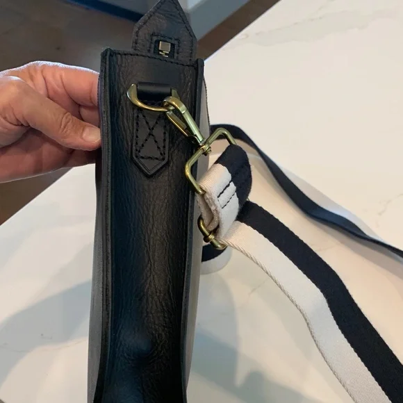 Madewell Black Leather Cossebody Bag with Striped Strap & Solid strap NWOT - Picture 7 of 15
